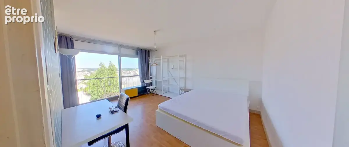 Investissement locatif : appartement t1 a vendre brest facultes isen - dernier etage - photo 5