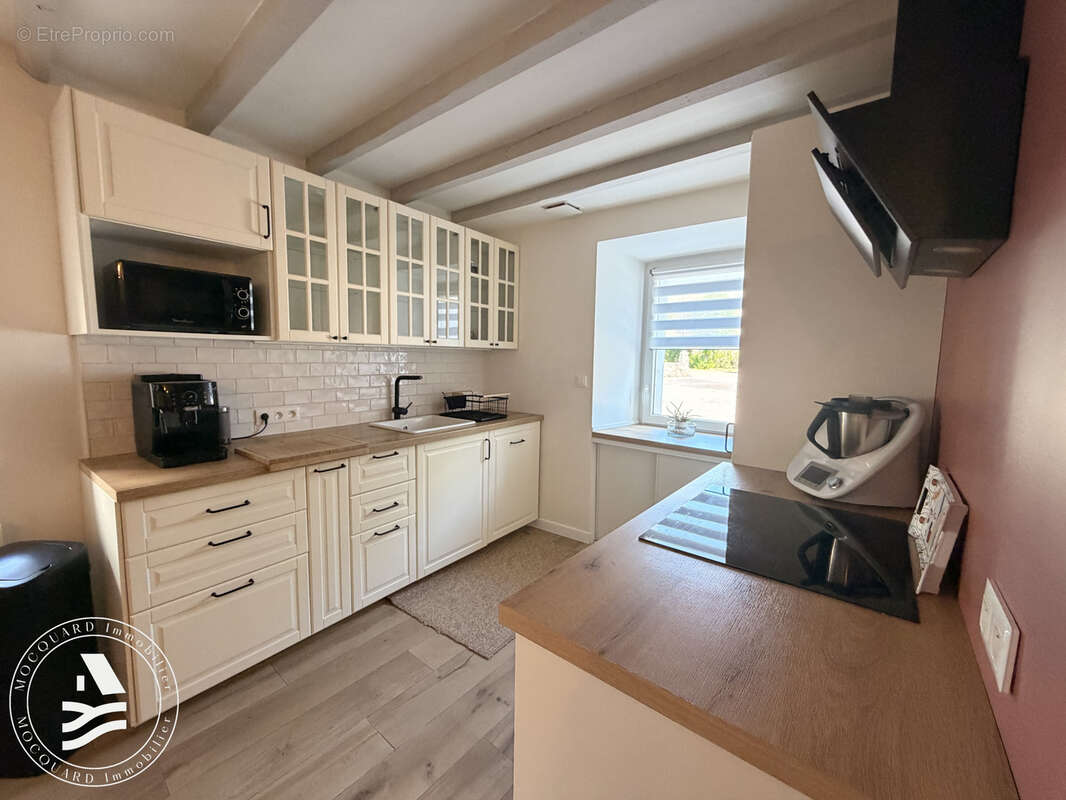 Maison de caractère, entièrement rénovée avec goût - photo 5