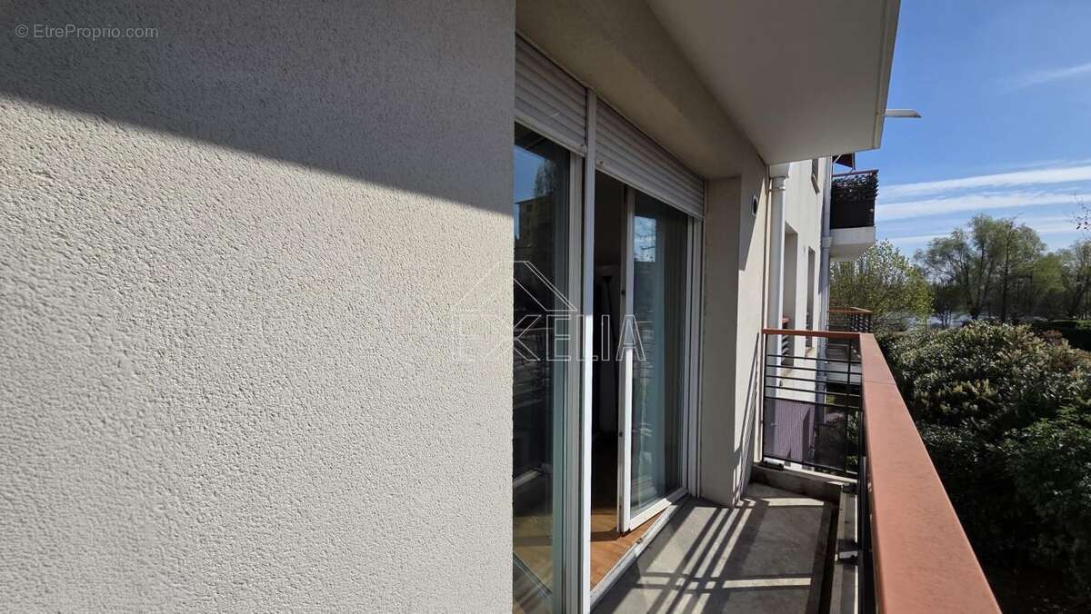 Appartement 3 pièces de 65 m² avec balcon 2 places de parking en sous sol , Bord de Seine - photo 9