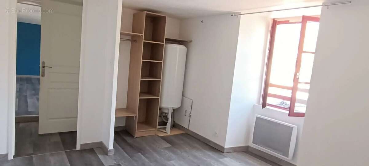 Ambon - appartement 2 chambres - sur la place du village - photo 7