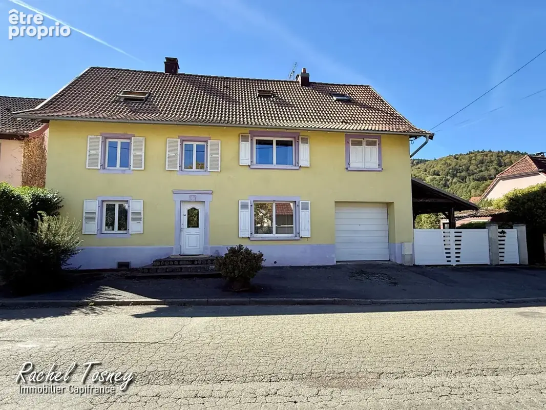 À VENDRE – Authentique corps de ferme T7 -210m²- rénové avec jardin et vue sur les Vosges – - photo 3