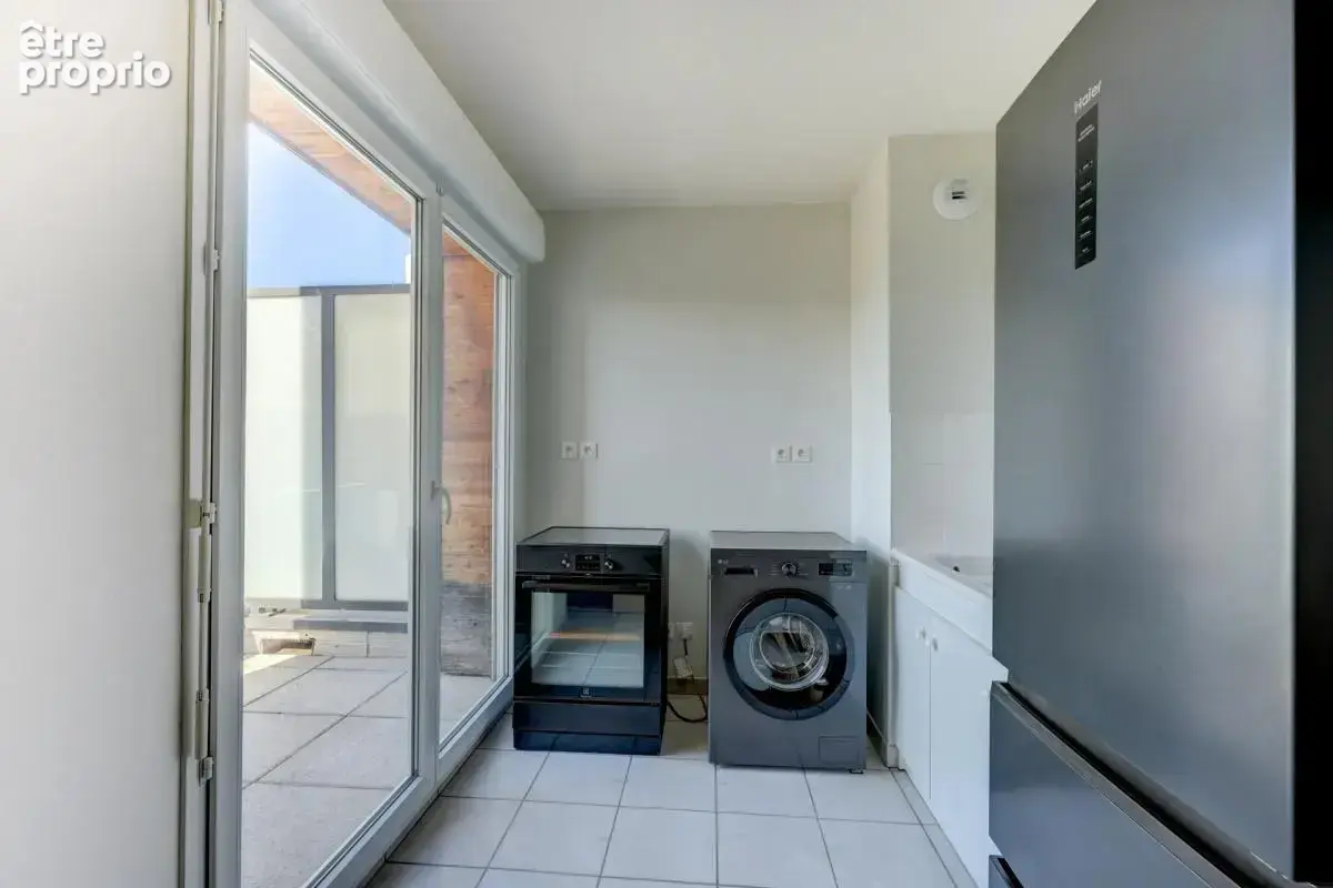 Appartement 1 pièce de 35 m² situé à Lyon 8 vendu loué - photo 7