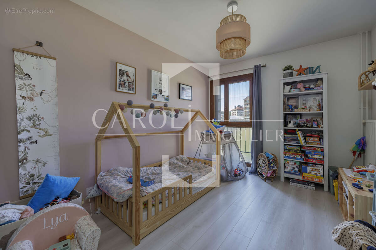 Appartement à MEYTHET