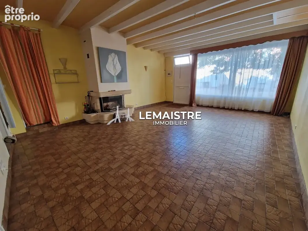 A vendre maison de ville - centre st-romain - 172 m² -  4 chambres - cour - dependance - photo 2