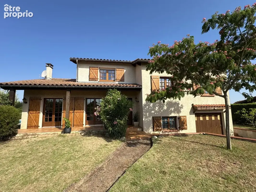 La salvetat saint-gilles - maison t6/7 - photo 2