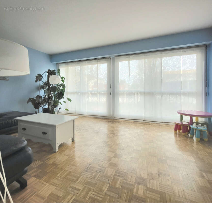 Appartement à PONTOISE