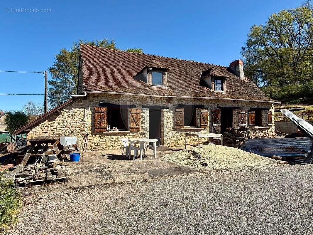 Maison à VILLE-LANGY