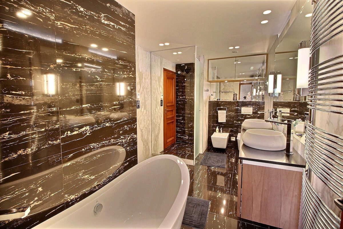 Maison à SAINT-CYPRIEN