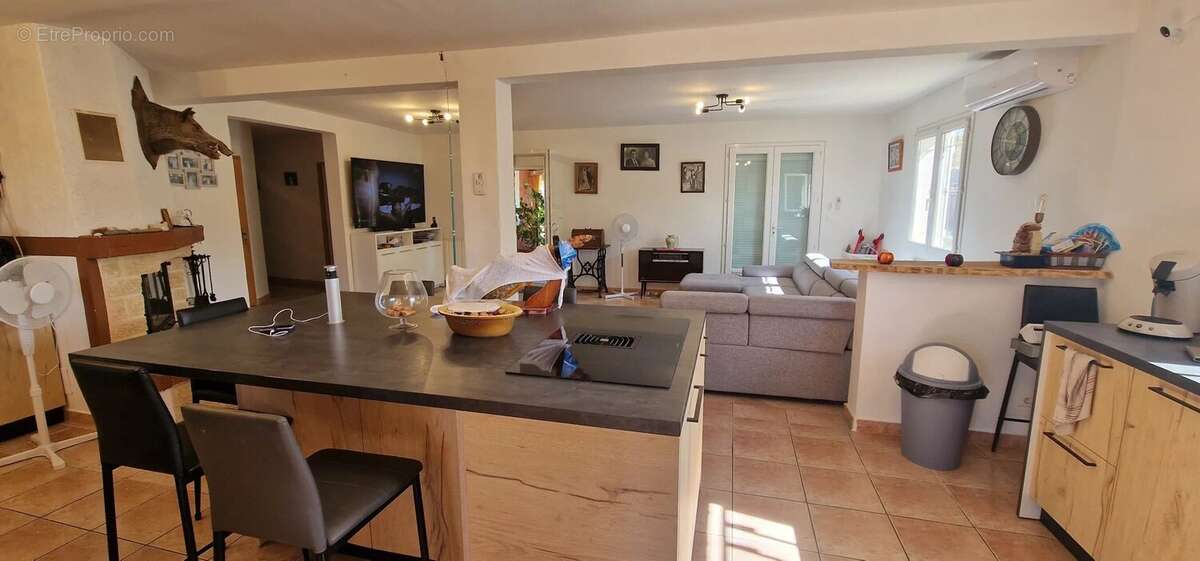 Maison à SALLES-D&#039;AUDE