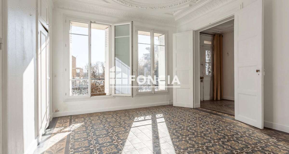 Maison à BOURG-LA-REINE