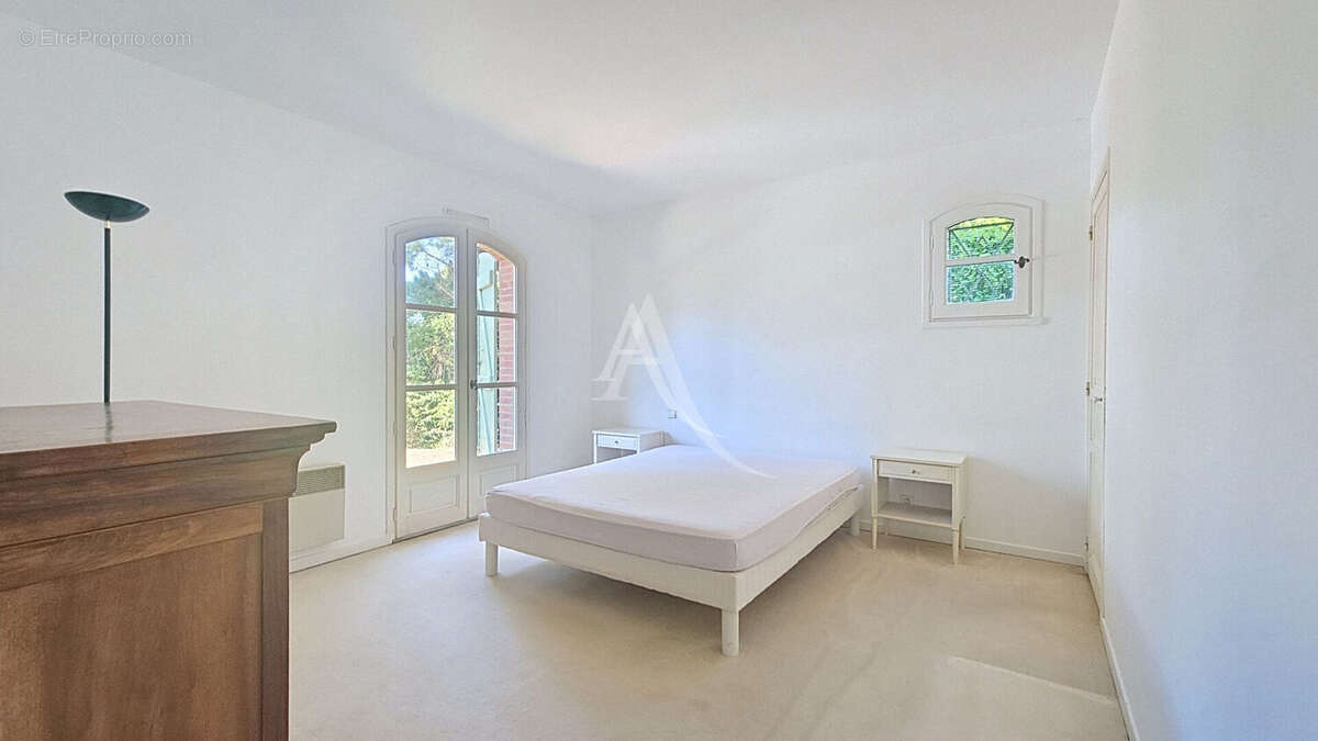Montastruc la Conseillère, villa T8 avec piscine - photo 9