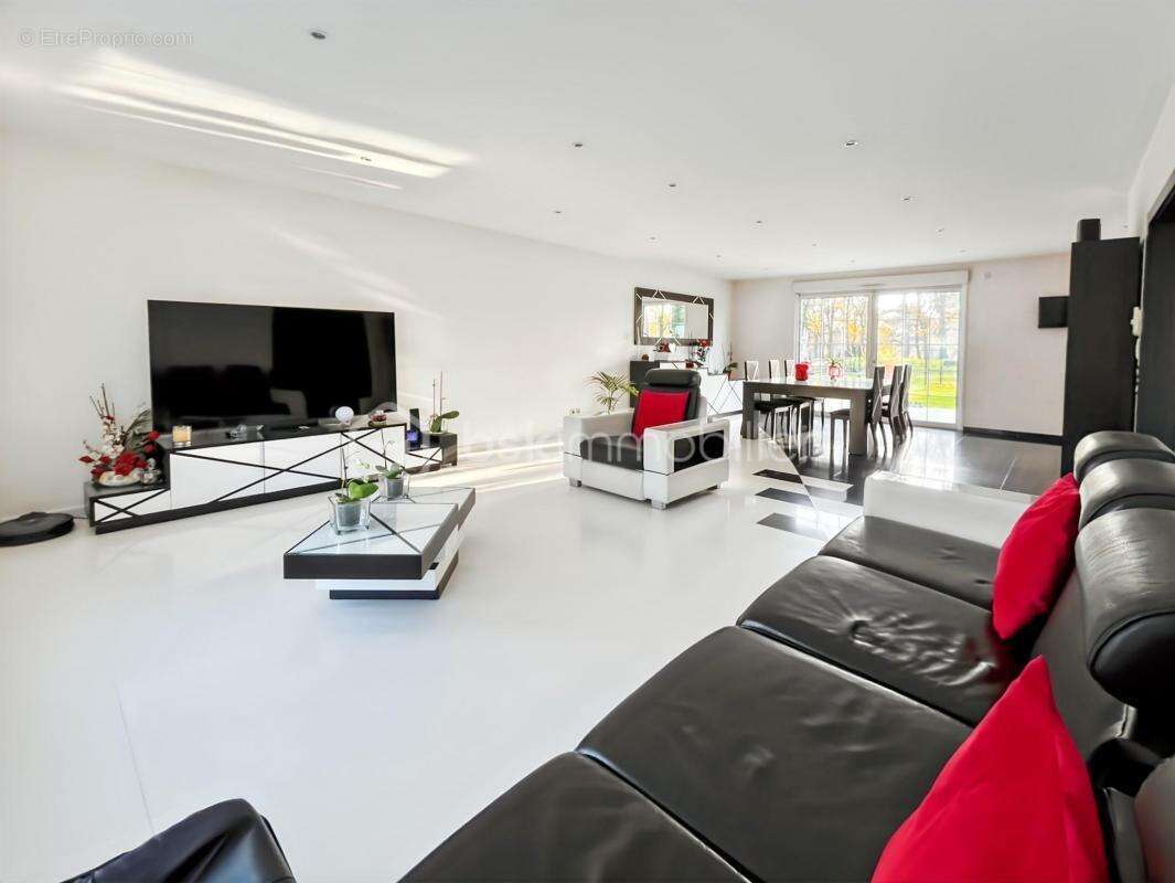 Maison à ORMESSON-SUR-MARNE