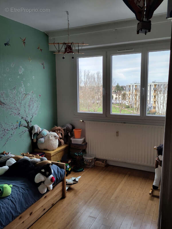 Appartement à SAINT-MICHEL-SUR-ORGE