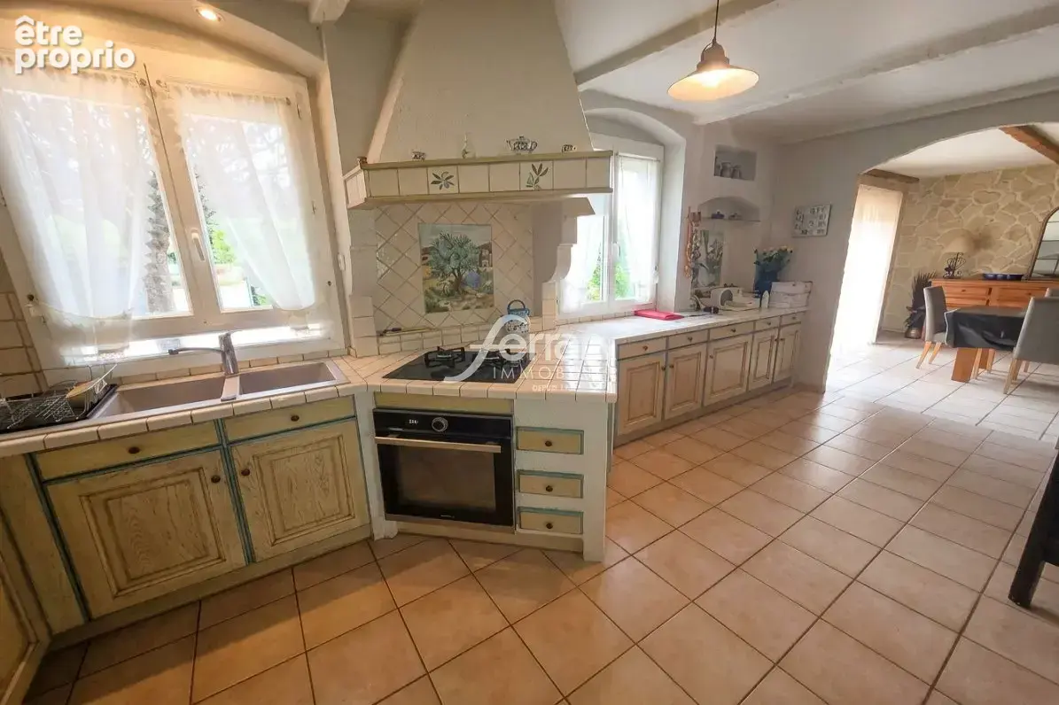 Maison 5 pièces 130 m² à vendre à Sillans-La-Cascade (83690) - photo 3