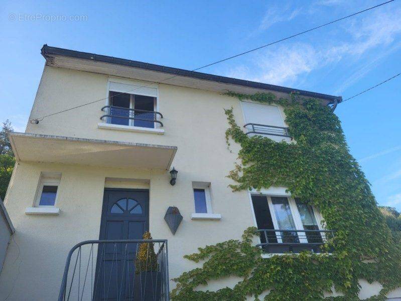 Maison à MAISNIERES