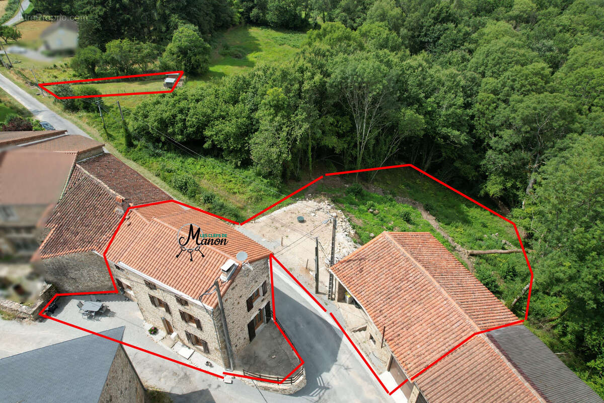 Maison à CHATEAUPONSAC