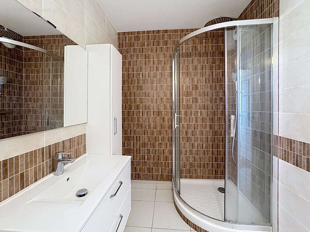 Appartement à BOURGOIN-JALLIEU