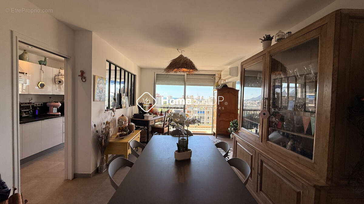 Appartement à MARSEILLE-9E