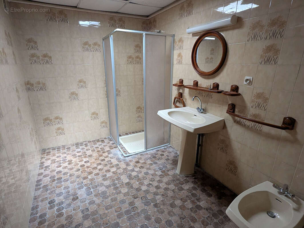 Maison de village de 115 m² - photo 9