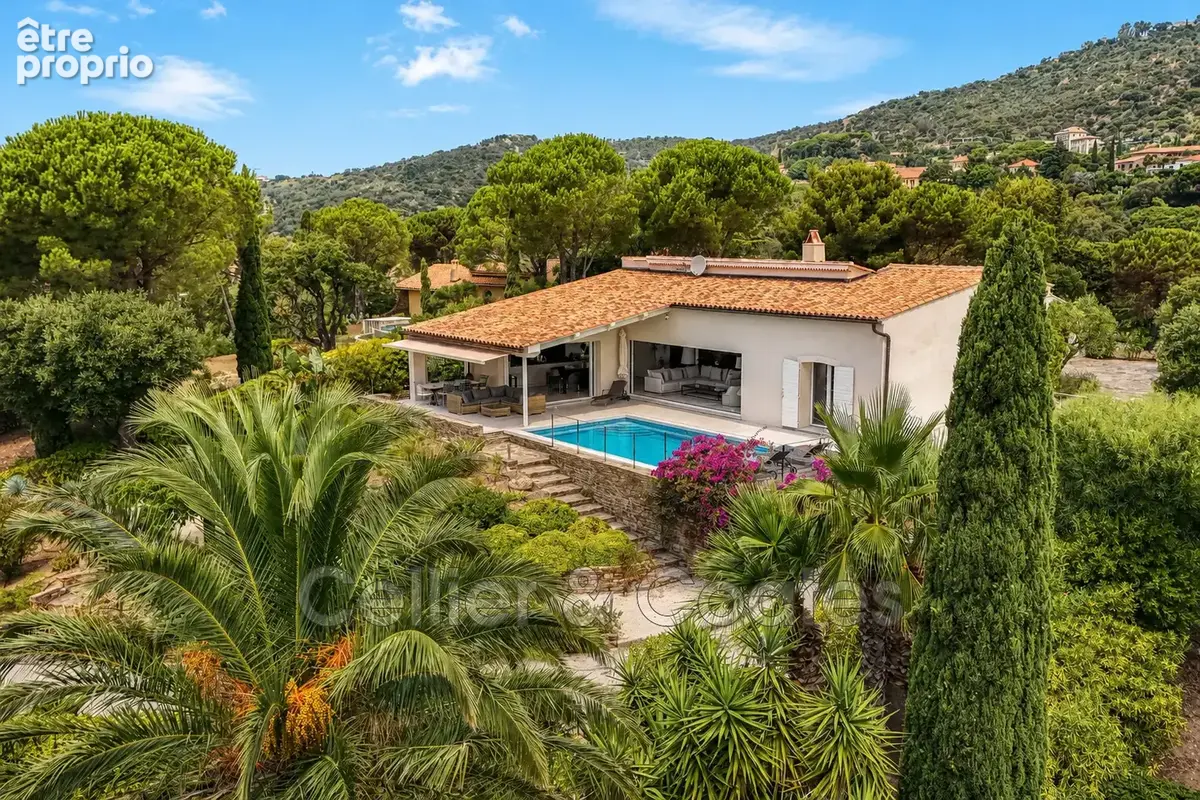Maison 204 m² à Bormes-Les-Mimosas  - photo 2