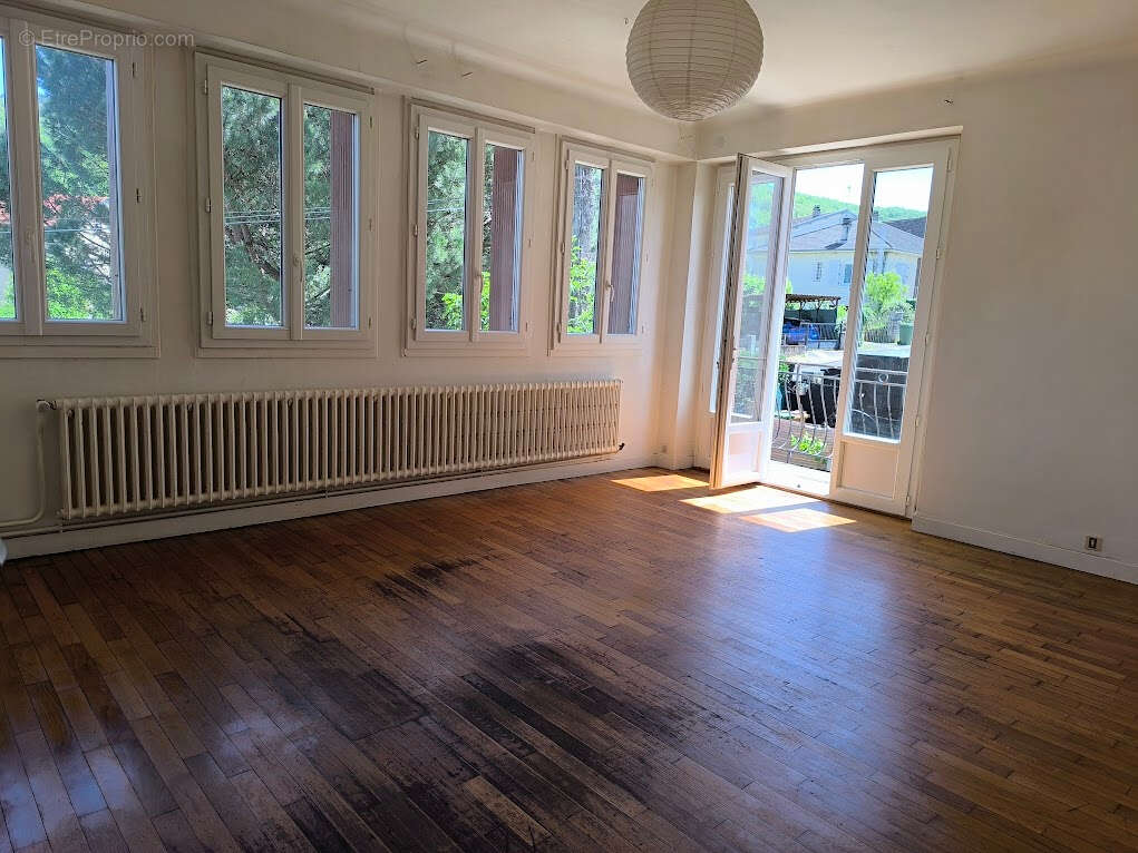 Maison à CAPDENAC-GARE