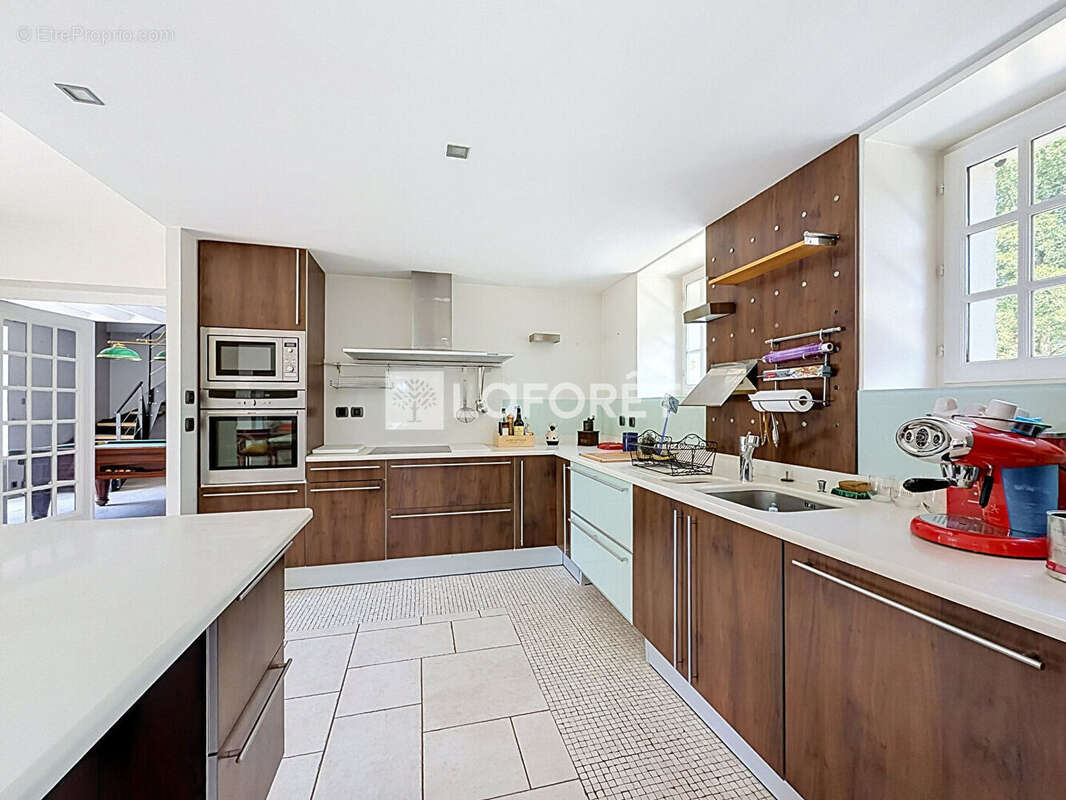 Maison à vendre Chatillon Sur Chalaronne 7 pièce(s) 260 m2 - photo 7