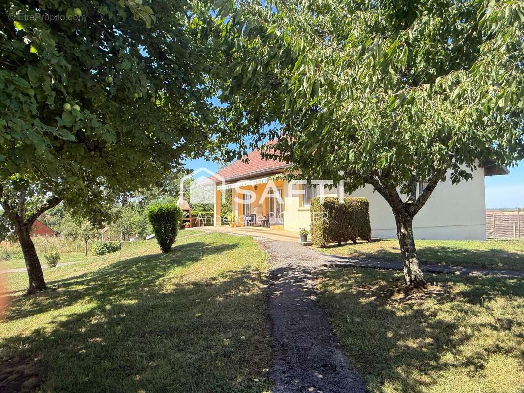 Photo 2 - Maison à MONT-SOUS-VAUDREY