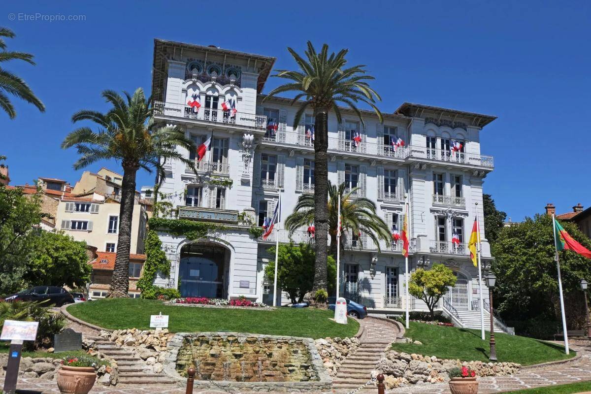 Appartement à LE CANNET