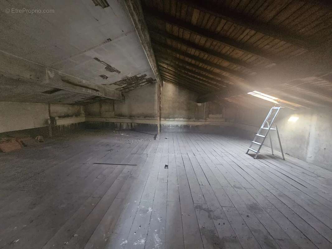 Appartement à LE TEIL