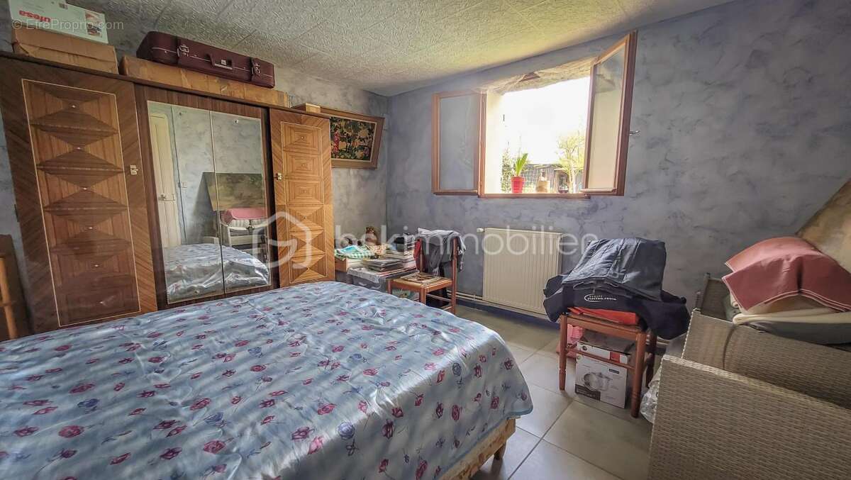 Maison à SAINT-PARIZE-LE-CHATEL