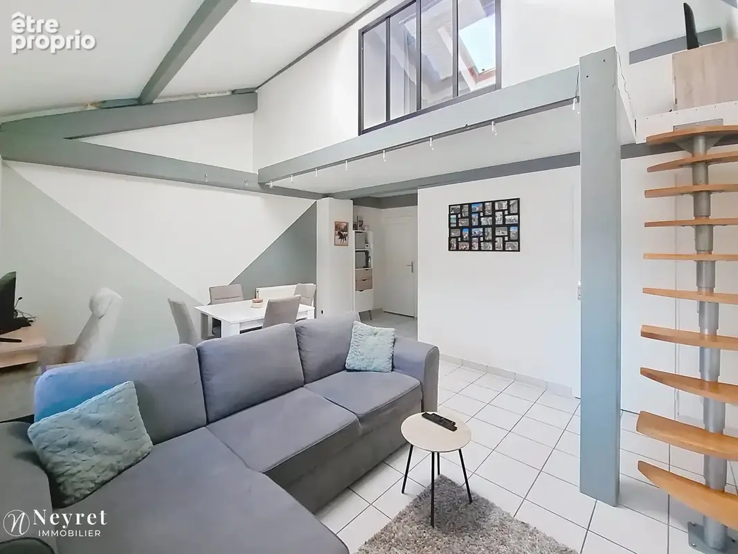 Appartement à VOURLES