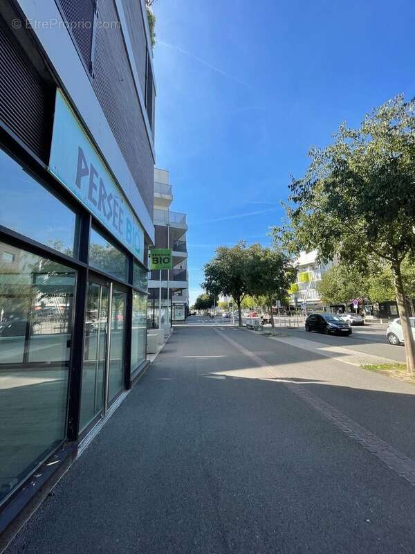 Commerce à BLAGNAC