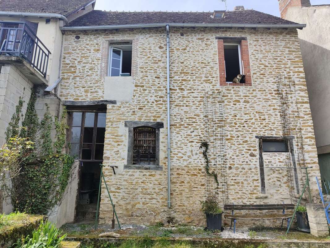 Maison à LA CHATRE