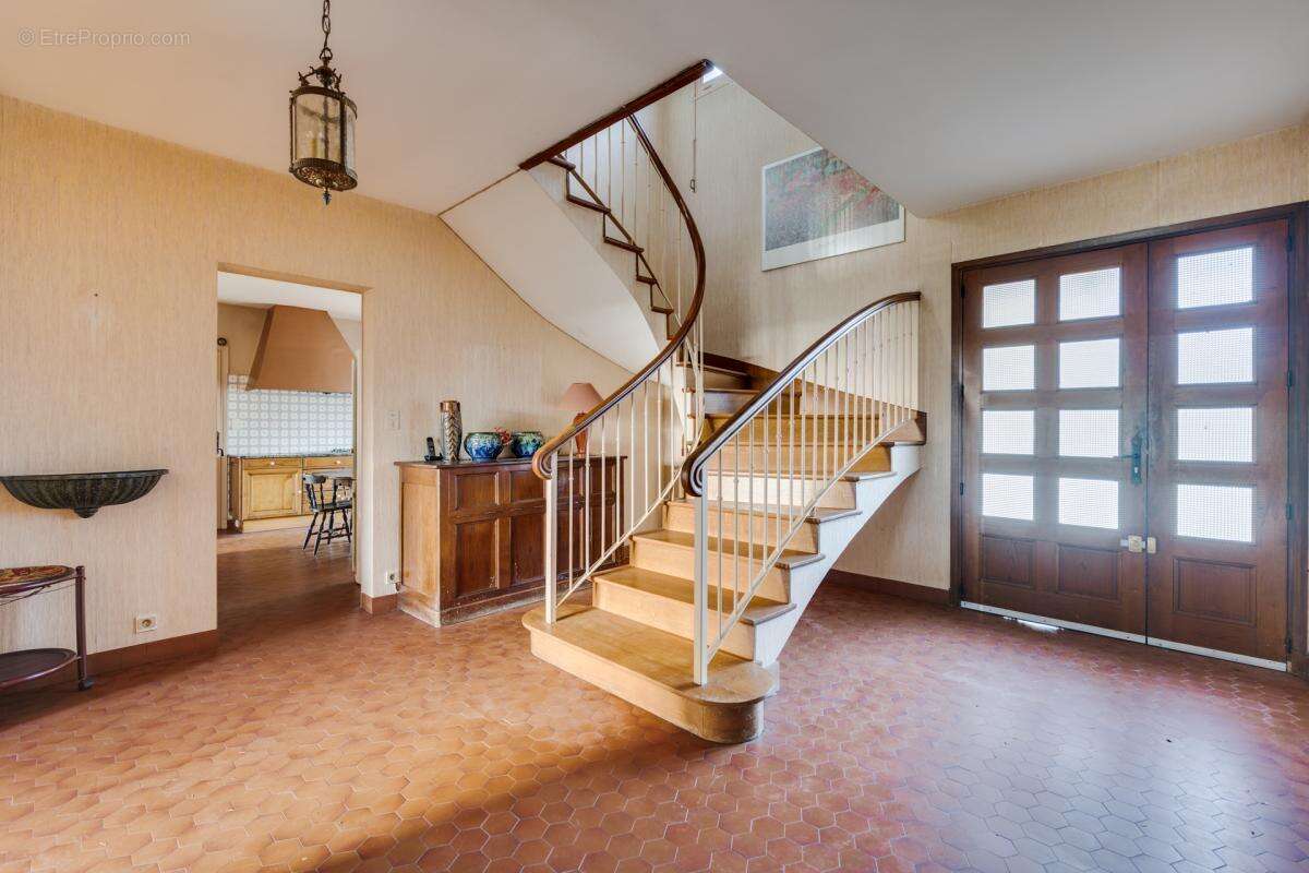 Maison à DREMIL-LAFAGE