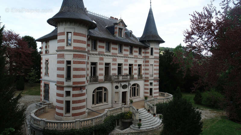Maison à JAULGONNE