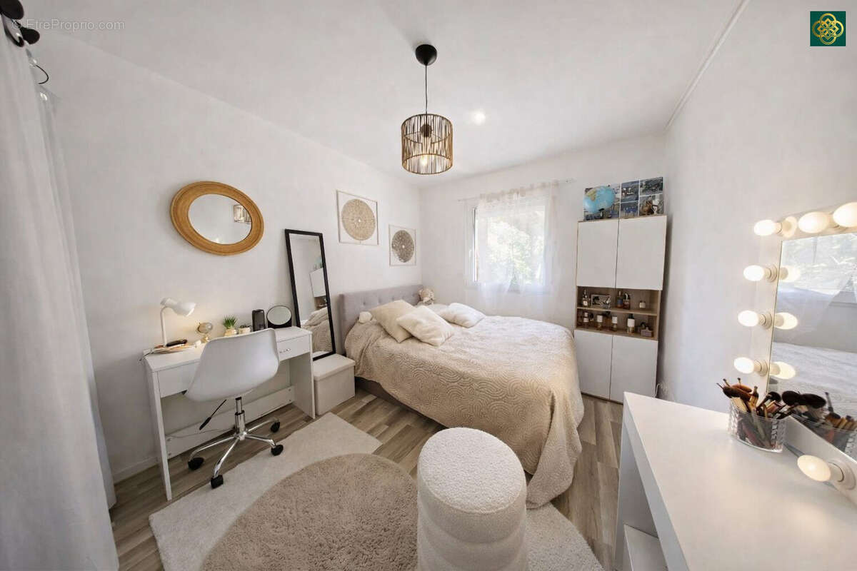 Appartement à LATTES