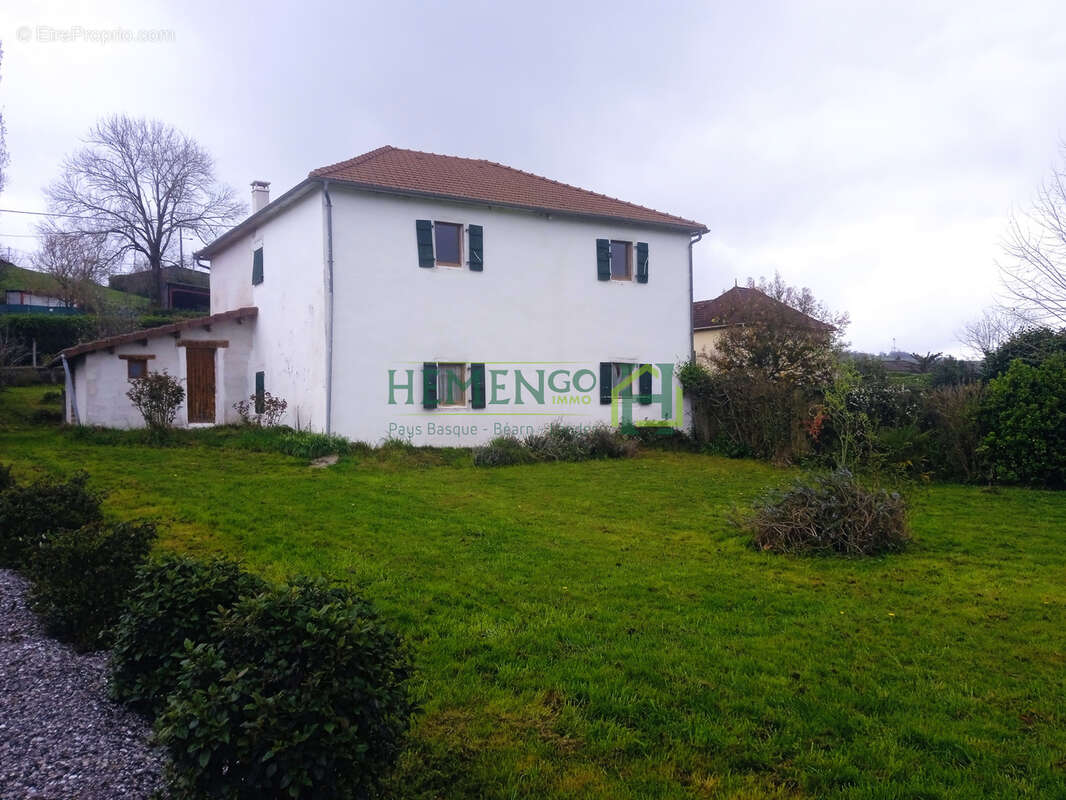 Maison à VIODOS-ABENSE-DE-BAS