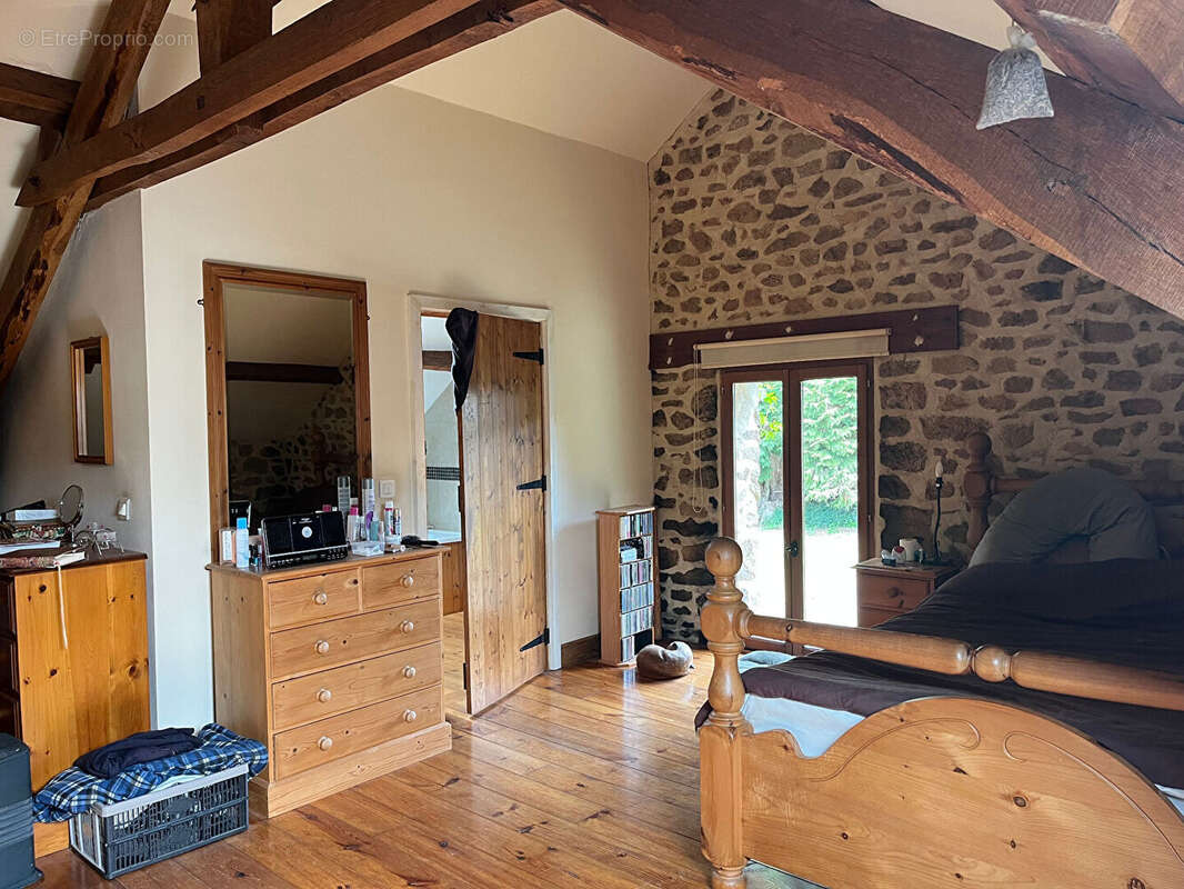 Maison à DOMPS