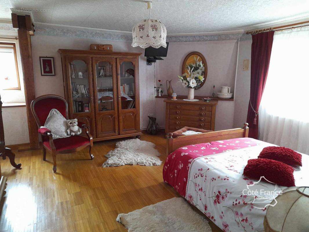 Maison à LA CAPELLE