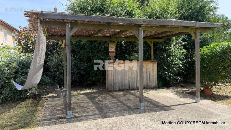 FLEURY-LES-AUBRAIS (45400)   Maison rénovée 160 m2 à fort potentiel d’évolution et double projection   5 chbr - photo 29