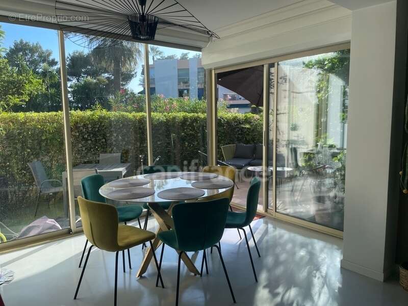 Cannes, 100m de la plage, piscine extérieure, intérieure, sauna, hammam, possibilité garage en sous-sol - photo 12