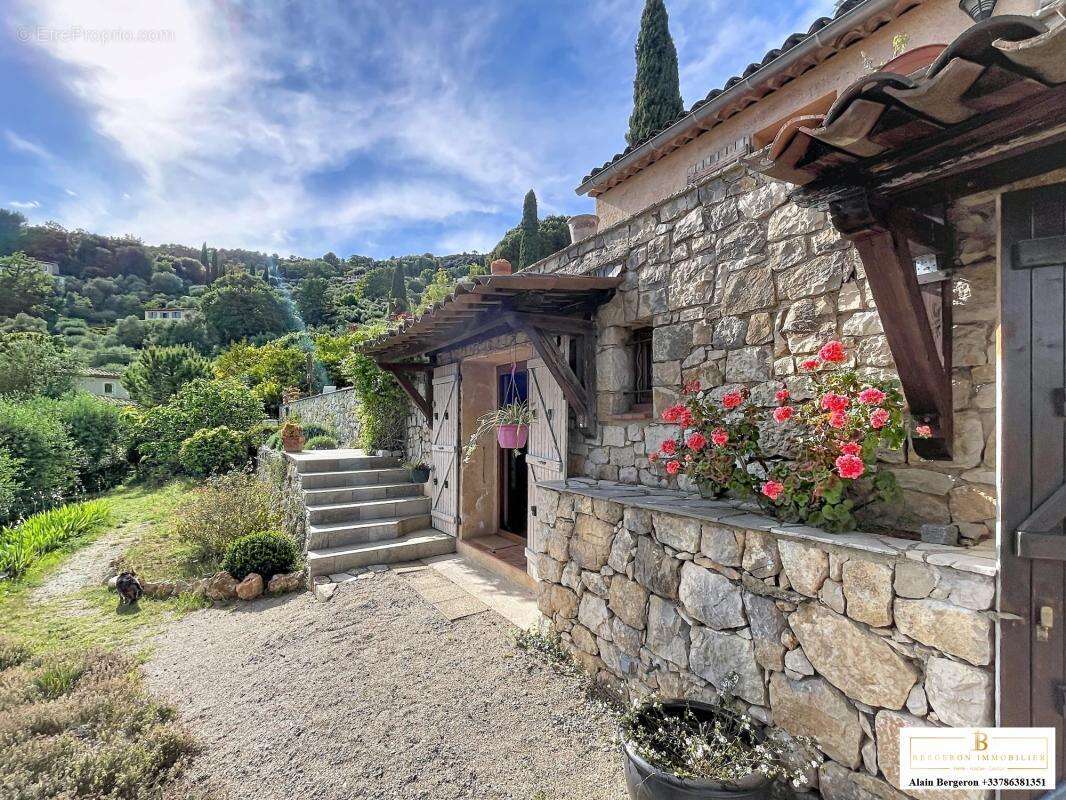 Maison à SPERACEDES