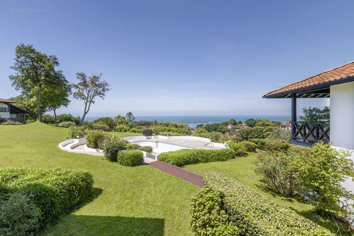 Appartement à CIBOURE