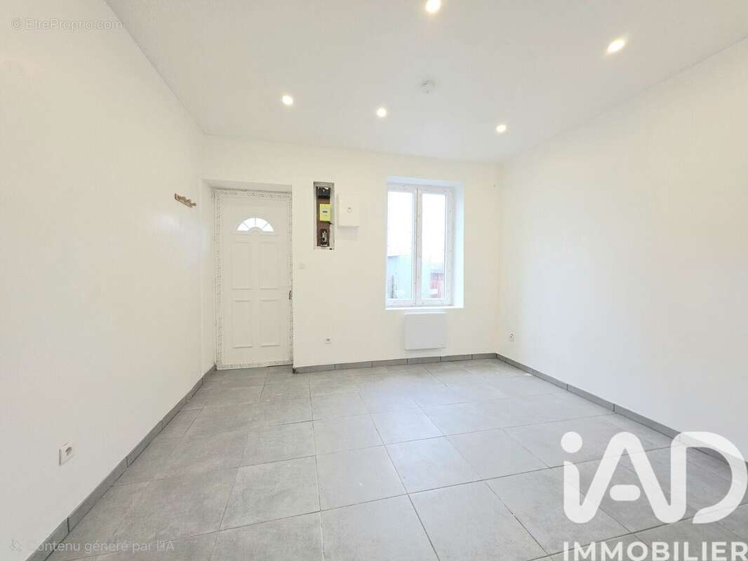 Photo 2 - Maison à LOUVROIL