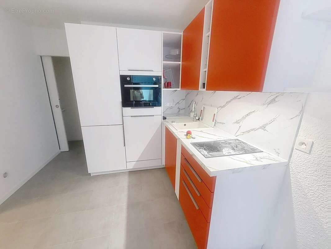 Cannes tassigny : residence seniors grand 2 pieces refait neuf - photo 5