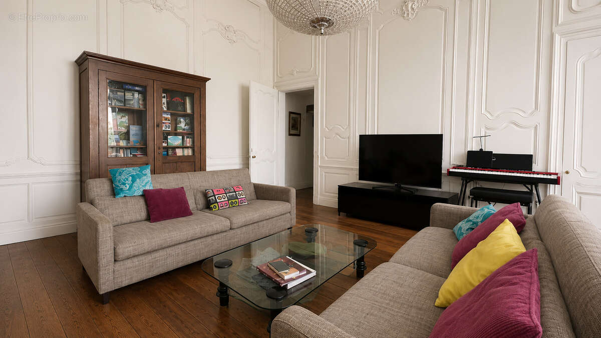 Vieux-Lille   Duplex de caractère 153 m2 - photo 3