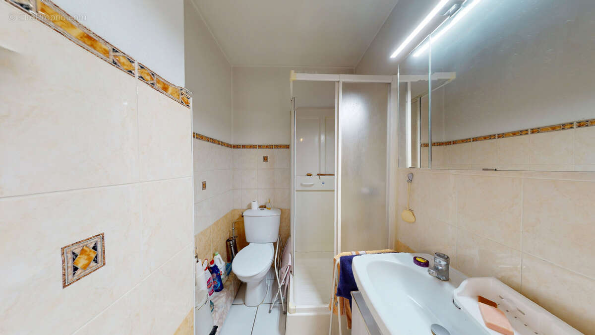 Appartement à SAINT-ETIENNE