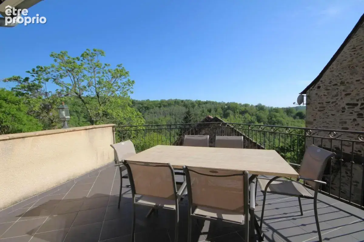 Maison 8 pièces 198 m² à vendre à Najac (12270) - photo 2
