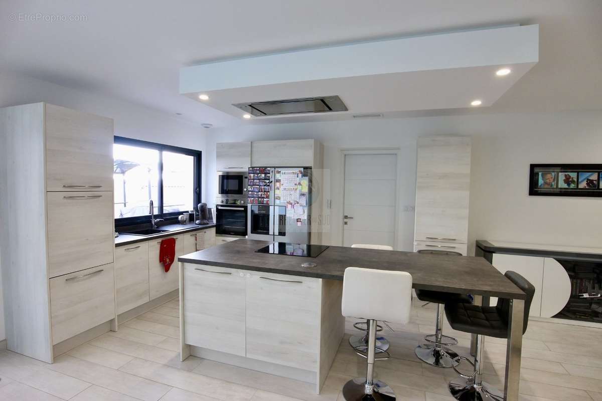 Maison à THEZAN-LES-BEZIERS