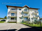 Appartement à GROISY